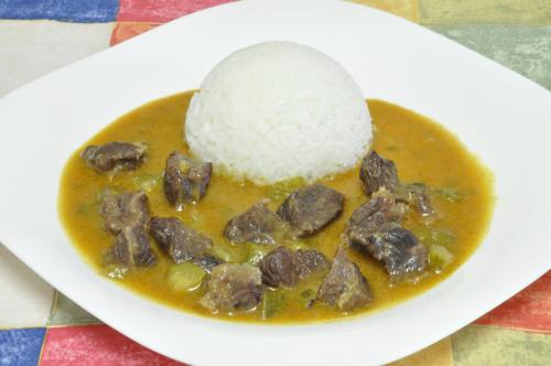 Znojemský guláš – Snadné recept z Česko kuchyně, hotový za 40 - 60 minut